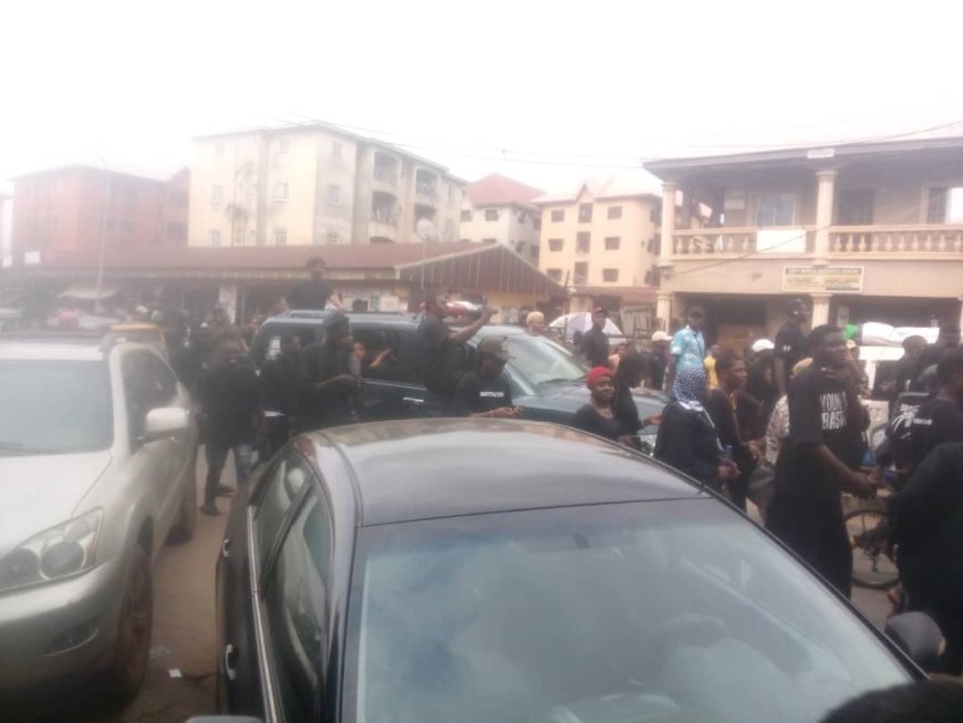 Very Dark Man Storms Anambra, Mourns Murdered Fish Magnet, Onyekwere