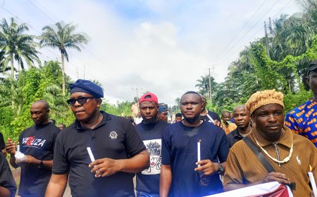 ISSEKE: Anambra Community Holds Church Services After 4 Months, As Police Partners Youths to Overpower Unknown Gunmen