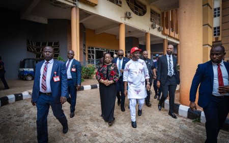 Anambra Civil Service Faces Mass Suspension Of Staff As Soludo Storms Secretariat