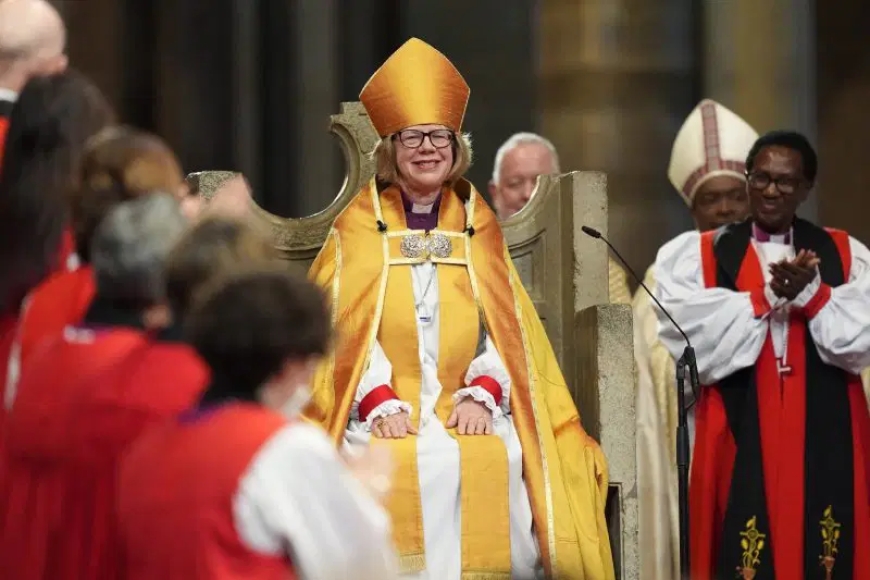 Woman Becomes Head of Anglican Church of England