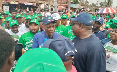 10,000-Man March: APC Supporters Rally in Enugu, Back Mbah, Tinubu for 2027 Re-election