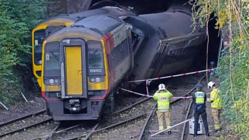One dead, several injured after UK trains collide near Bedford