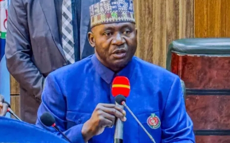 Don’t Wait for Orders to Shoot Bandits, Defence Minister Tells Troops in Sokoto